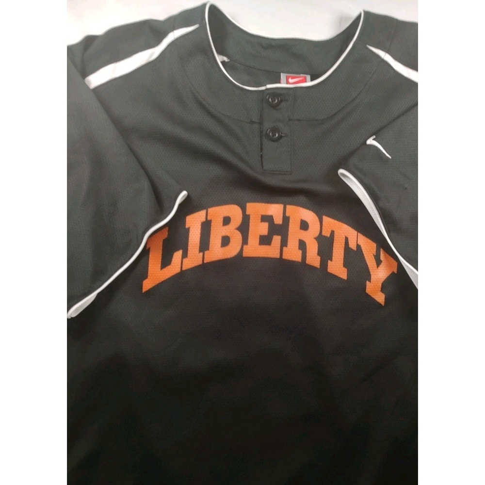 Nike Medium Fit Dry Men's Liberty Shirt